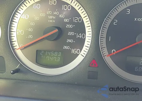 2013 Volvo Xc90 3.2/3.2 Platinum/3.2 Premier Plus z USA, uszkodzony, nr VIN YV4952CZ9D1640977